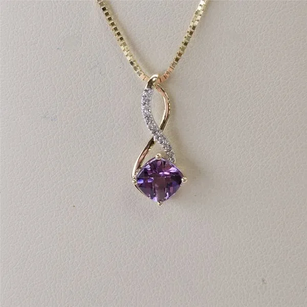 Gemstone Pendants Grayson & Co. Jewelers Iron Mountain, MI