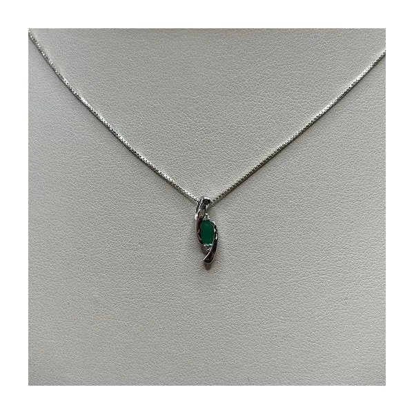 Gemstone Pendants Grayson & Co. Jewelers Iron Mountain, MI