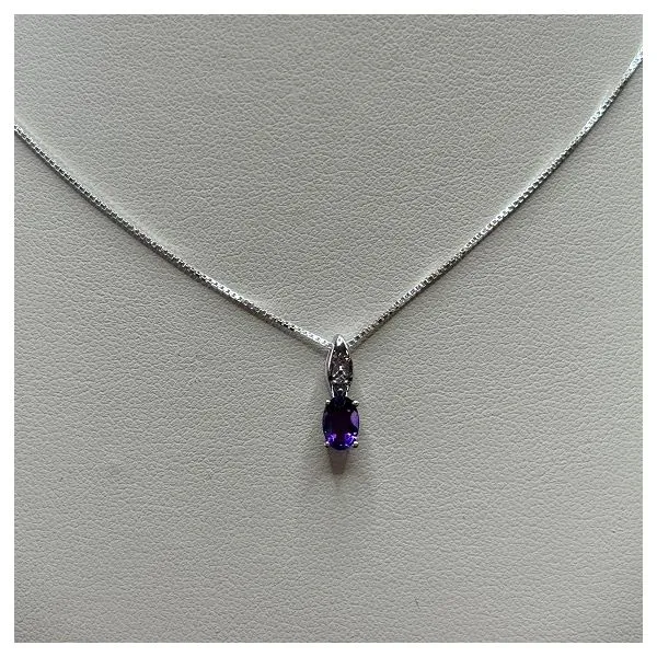 Gemstone Pendants Grayson & Co. Jewelers Iron Mountain, MI