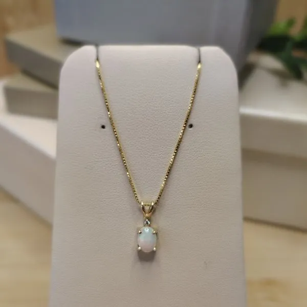 Gemstone Pendants Grayson & Co. Jewelers Iron Mountain, MI