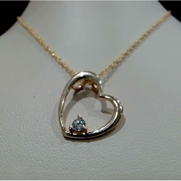 Gemstone Pendants Grayson & Co. Jewelers Iron Mountain, MI