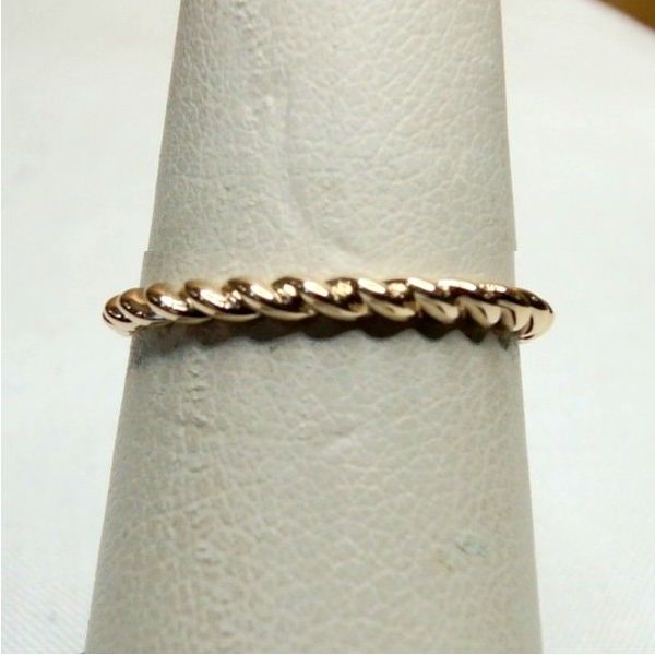 Gold Women's Wedding Band Grayson & Co. Jewelers Iron Mountain, MI