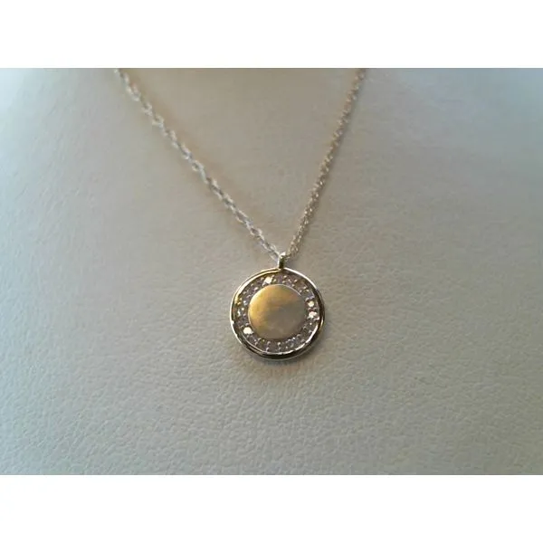 Gold Pendant Grayson & Co. Jewelers Iron Mountain, MI