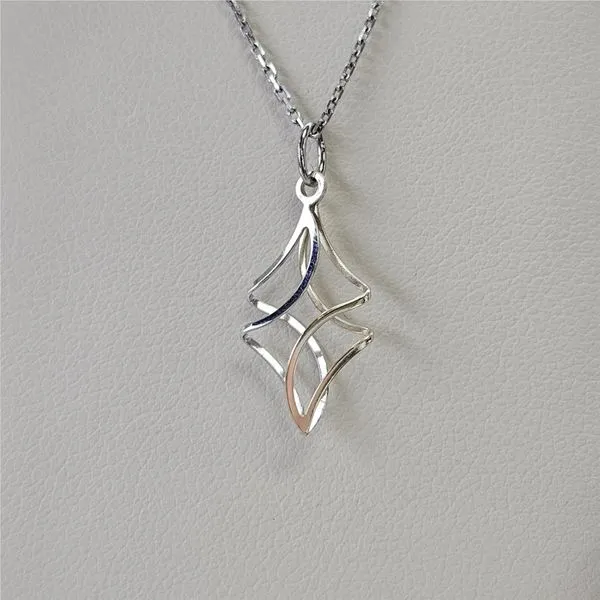 Gold Pendant Grayson & Co. Jewelers Iron Mountain, MI