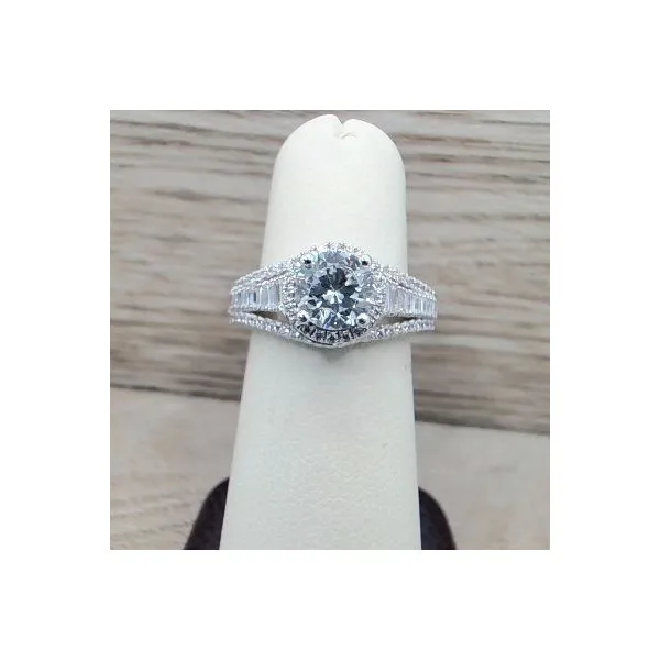 Ring Grayson & Co. Jewelers Iron Mountain, MI