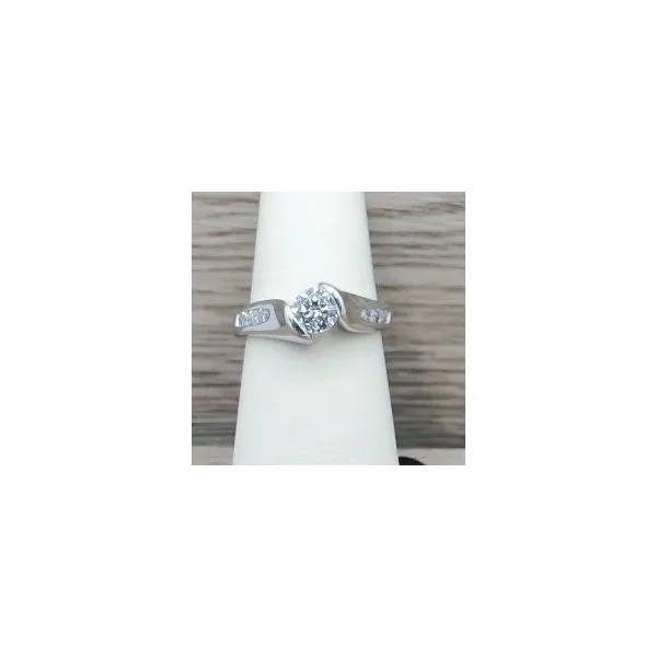 Ring Grayson & Co. Jewelers Iron Mountain, MI