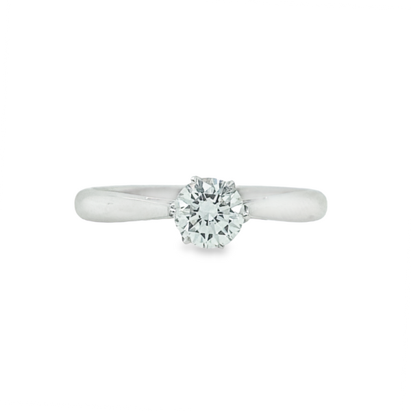 Six-Prong Solitaire Ring Jais Providenciales, 