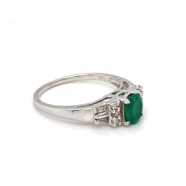 Emerald Diamond Ring Jais Providenciales, 