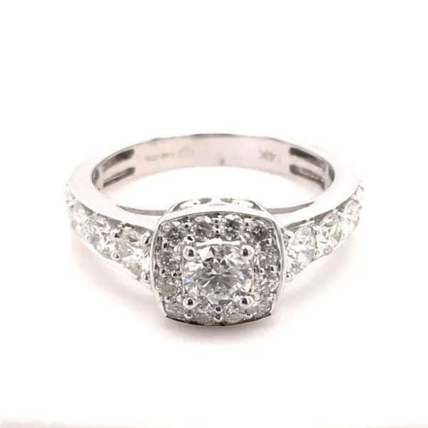 Engagement Ring James Martin Jewelers Dubuque, IA