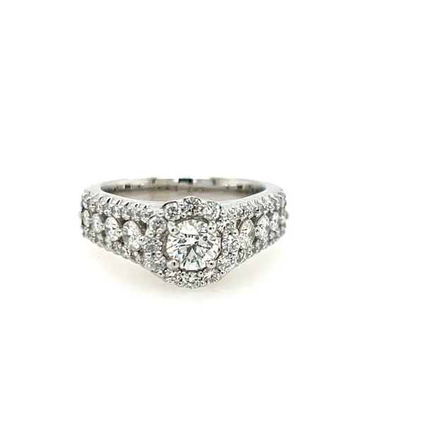 Engagement Ring James Martin Jewelers Dubuque, IA