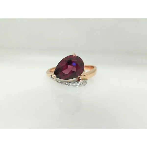 Ring James Martin Jewelers Dubuque, IA