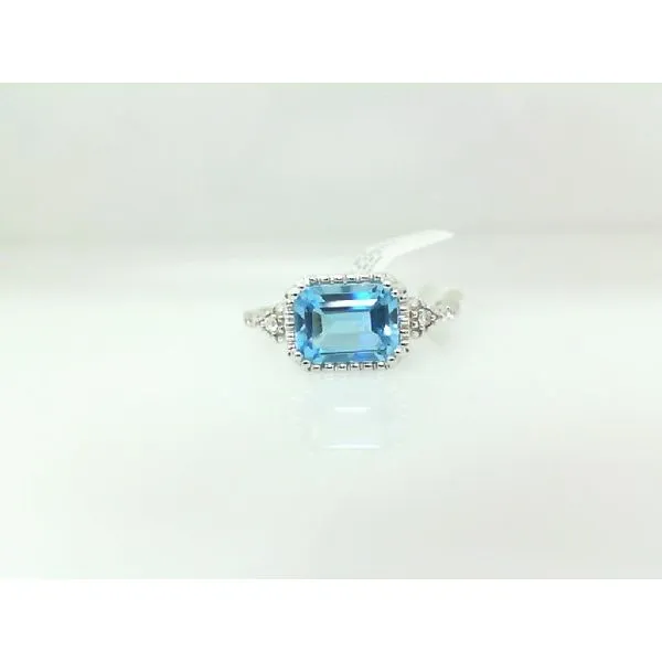 Ring James Martin Jewelers Dubuque, IA