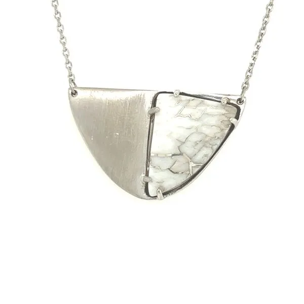 Pendant James Martin Jewelers Dubuque, IA