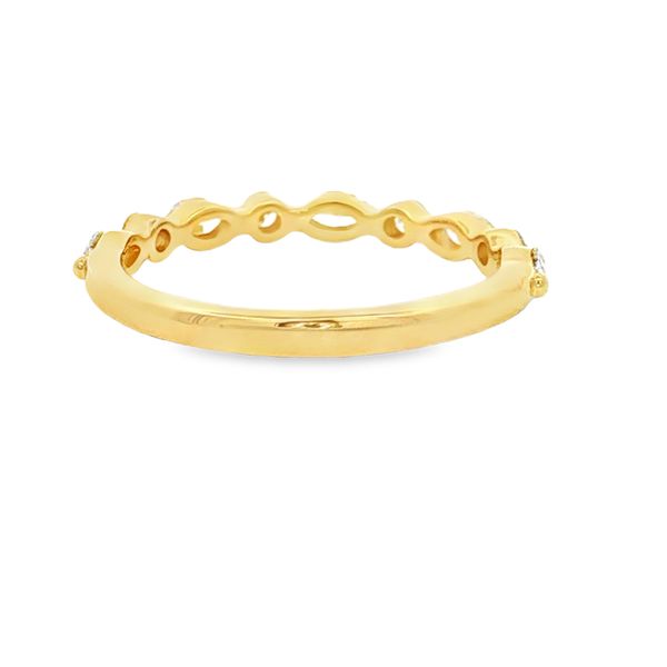 14K Yellow Gold Oval and Round Diamond Band Image 3 Jaymark Jewelers Cold Spring, NY