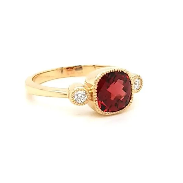 14K Yellow Gold Checkerboard Garnet Ring Image 2 Jaymark Jewelers Cold Spring, NY