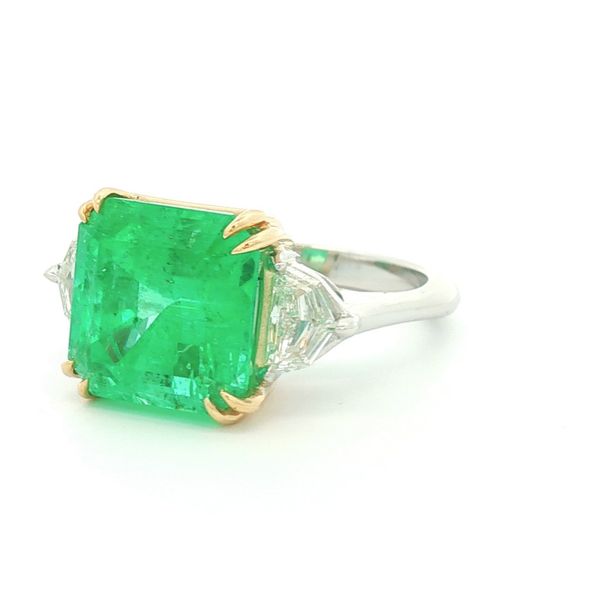18K Yellow Gold and Platinum Emerald and Diamond Ring Image 2 Jaymark Jewelers Cold Spring, NY