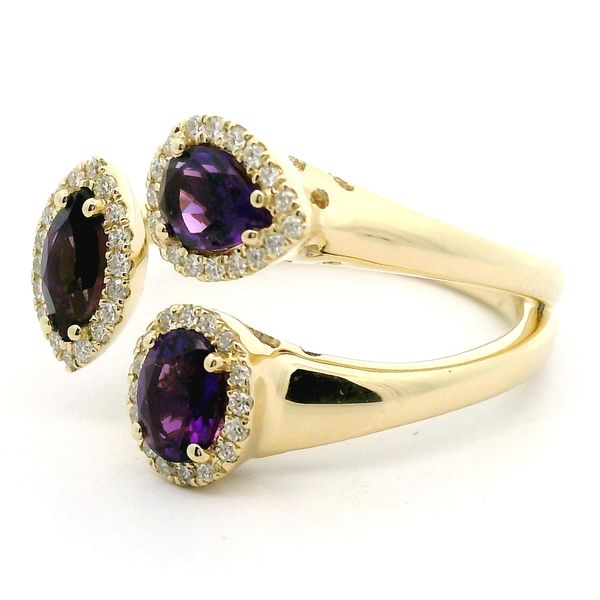 14K Yellow Gold Amethyst and Diamond Ring Image 2 Jaymark Jewelers Cold Spring, NY