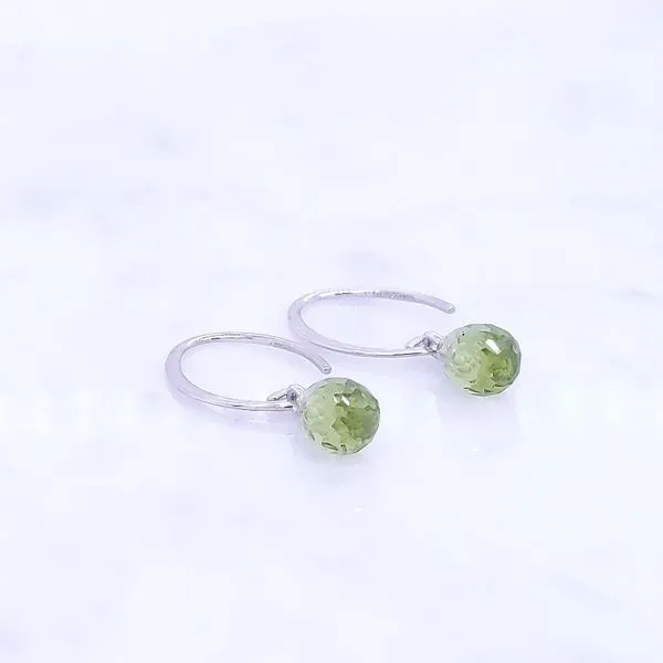 14kw Peridot Briolette Sweeps Jaymark Jewelers Cold Spring, NY