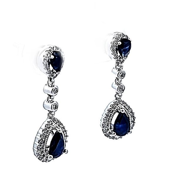 Earrings Image 2 Jaymark Jewelers Cold Spring, NY