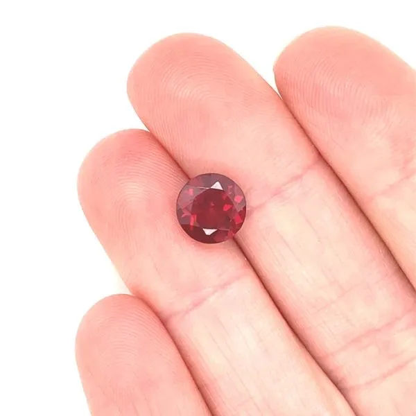 Round Garnet, 2.2ct Image 3 Jaymark Jewelers Cold Spring, NY