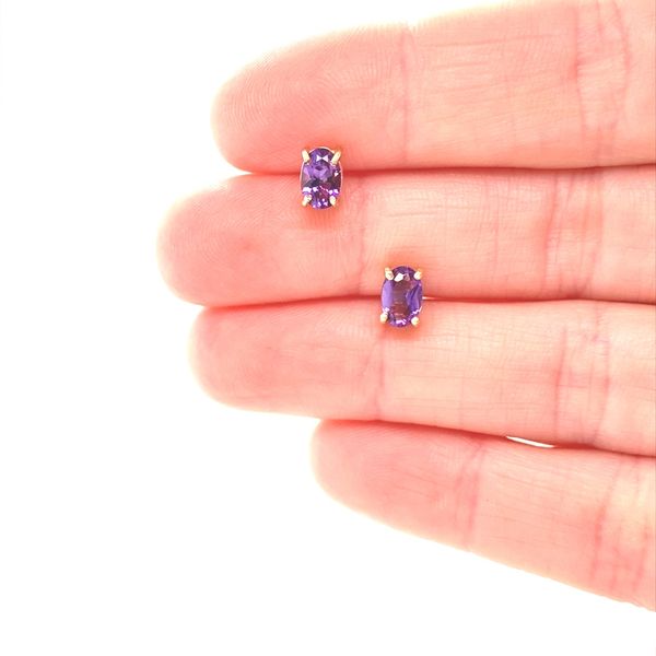 14K Yellow Gold Oval Amethyst Stud Earrings Image 2 Jaymark Jewelers Cold Spring, NY