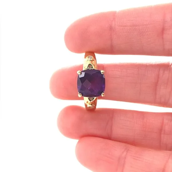 18K Yellow Gold Cushion Cut Checkerboard Amethyst Ring with Peridot and Diamond Accents Image 2 Jaymark Jewelers Cold Spring, NY