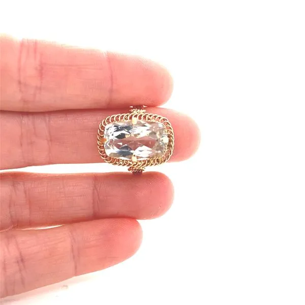 14K Yellow Gold Elongated Rectangular Aquamarine Ring Image 3 Jaymark Jewelers Cold Spring, NY