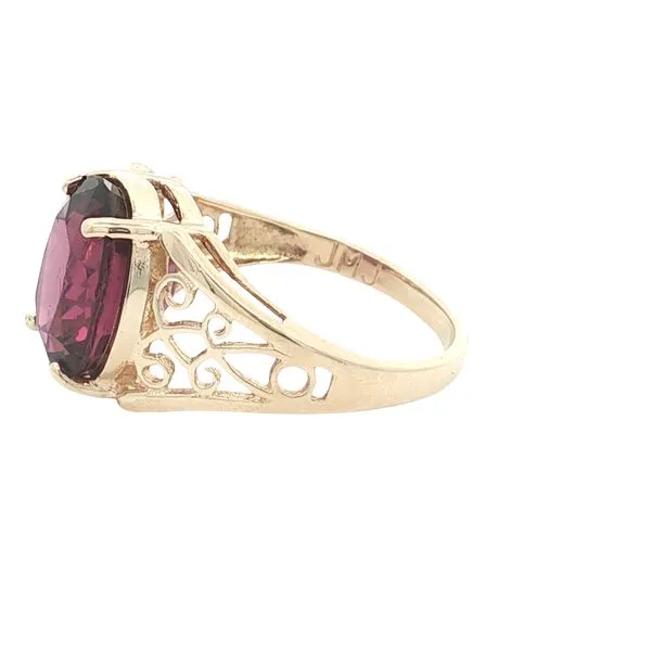 14K Yellow Gold Oval Garnet Ring Image 3 Jaymark Jewelers Cold Spring, NY