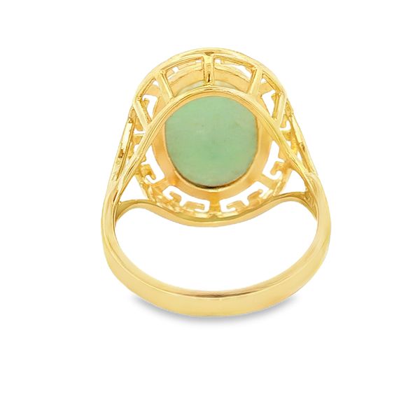 14K Yellow Gold Oval Jade Ring Image 4 Jaymark Jewelers Cold Spring, NY