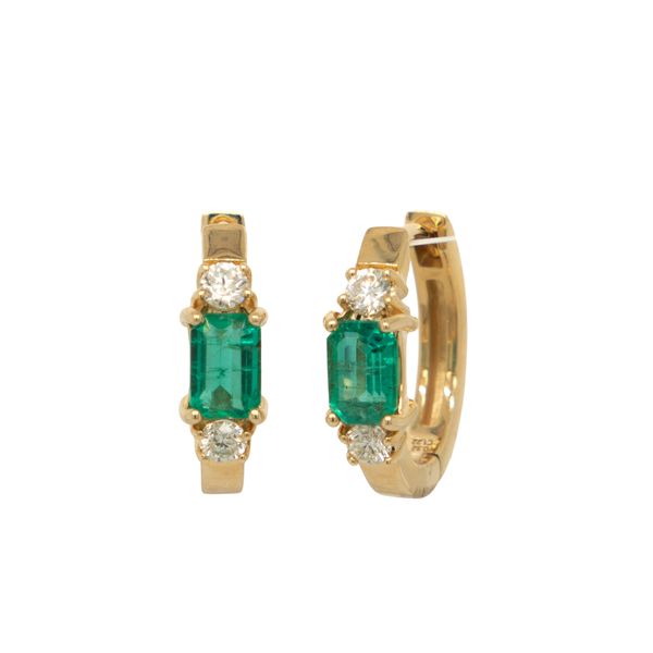 Emerald Gemstone Earrings Jayson Jewelers Cape Girardeau, MO