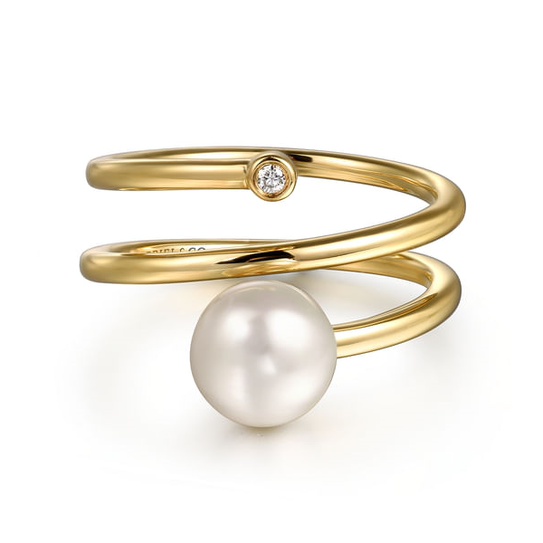 Ladies Yellow 14 Karat Ring With a Cultured Pearl And  0.02ct tw Round Diamonds Jeff Dennis Jewelers Gardendale, AL