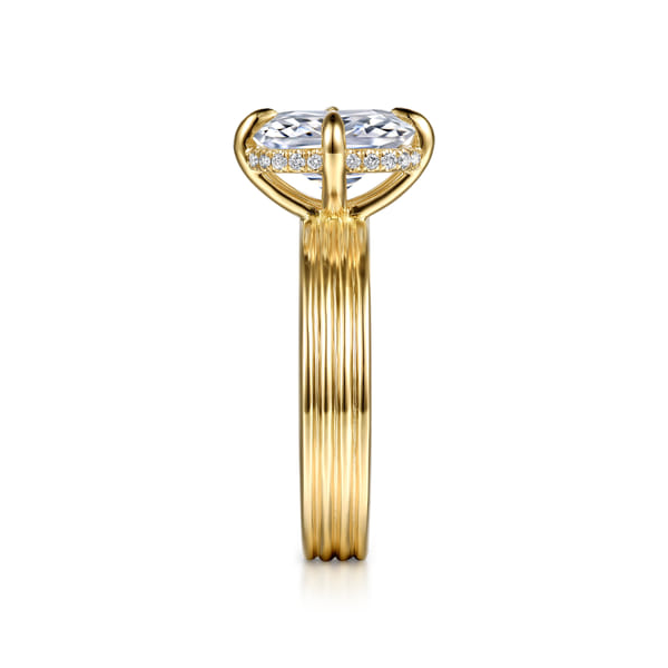 14K Yellow Gold Compass Prong Semi Mount for 2ct Stone with .09ct tw Accent Diamonds that are G-H in Color and SI in Clarity.
Shown with CZ center stone for visual purposes only. Serial No.S2305349 Image 2 Jeff Dennis Jewelers Gardendale, AL