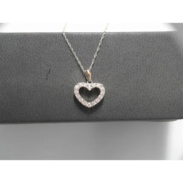 Pendant Genesis Jewelry Muscle Shoals, AL
