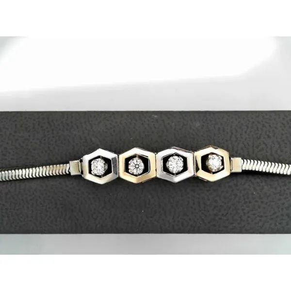Bracelet Genesis Jewelry Muscle Shoals, AL