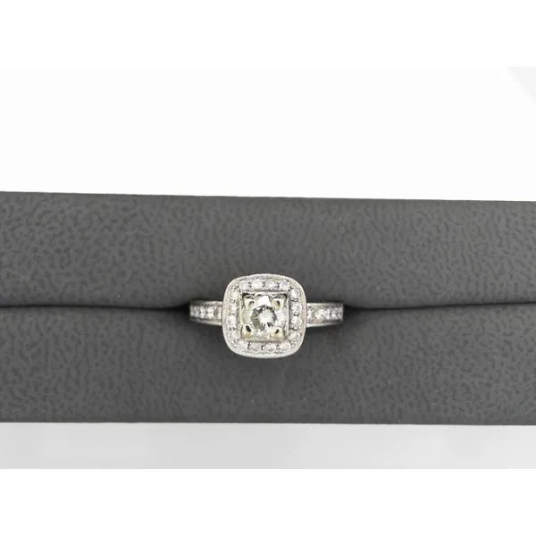 Estate Ring Genesis Jewelry Muscle shoals, AL