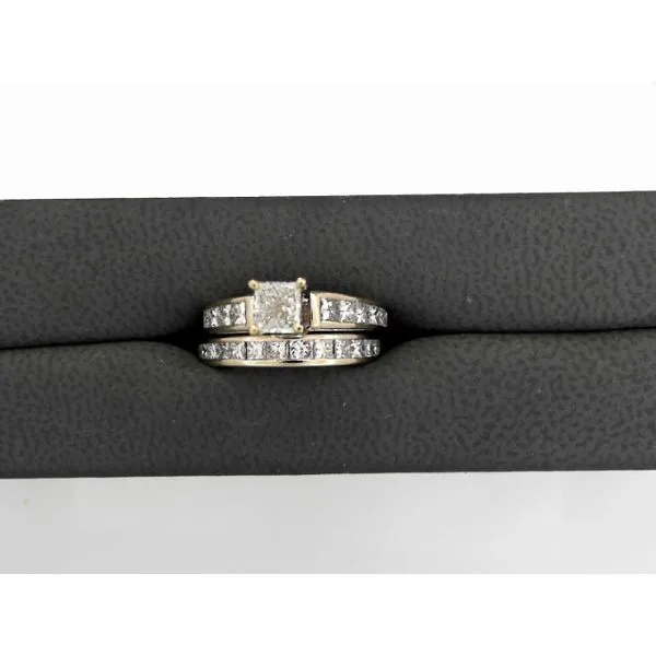 Estate Ring Genesis Jewelry Muscle shoals, AL