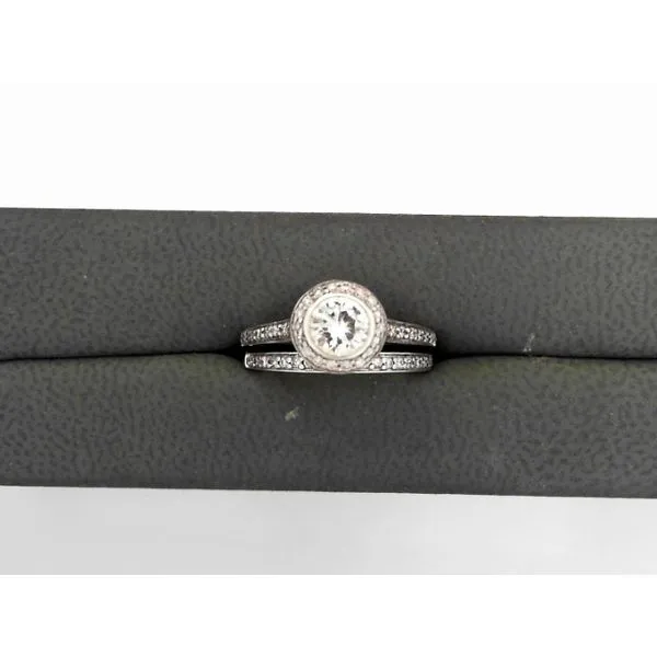 Estate Ring Genesis Jewelry Muscle shoals, AL