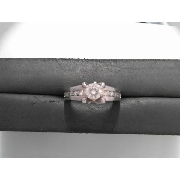 Estate Ring Genesis Jewelry Muscle shoals, AL