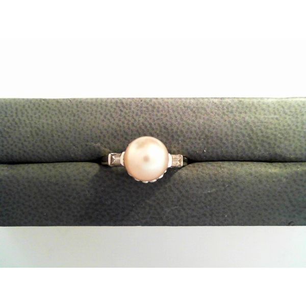 Estate Ring Genesis Jewelry Muscle shoals, AL