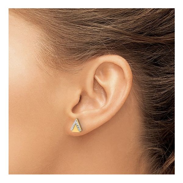 14K Yellow Gold Triangle Stud Earrings Image 4 JF Jones Jewelers Rochester, NY