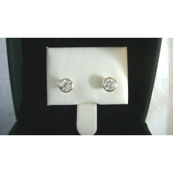 Earrings J. Garett Jewelers Wilmington, NC