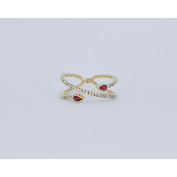 14K Yellow Gold Diamond & Ruby Ring Image 2 J. Garett Jewelers Wilmington, NC