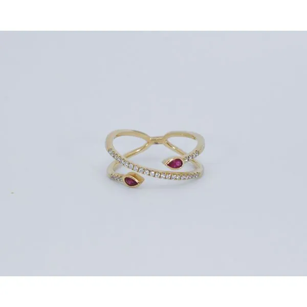 14K Yellow Gold Diamond & Ruby Ring J. Garett Jewelers Wilmington, NC