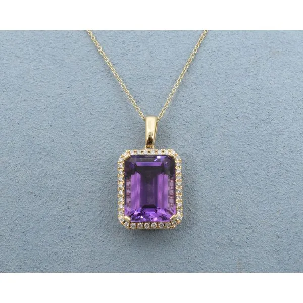 14K Yellow Gold Amesthyst & Diamond Necklace J. Garett Jewelers Wilmington, NC
