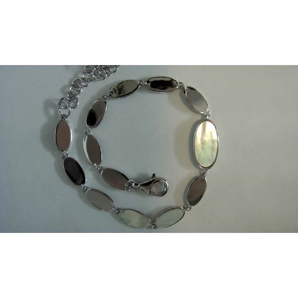 Bracelet J. Garett Jewelers Wilmington, NC