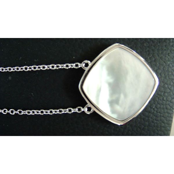 Charm J. Garett Jewelers Wilmington, NC