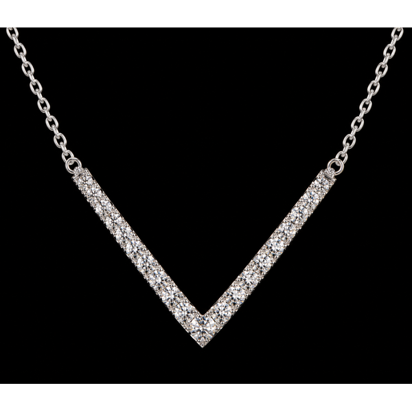 Necklace J. Howard Jewelers Bedford, IN