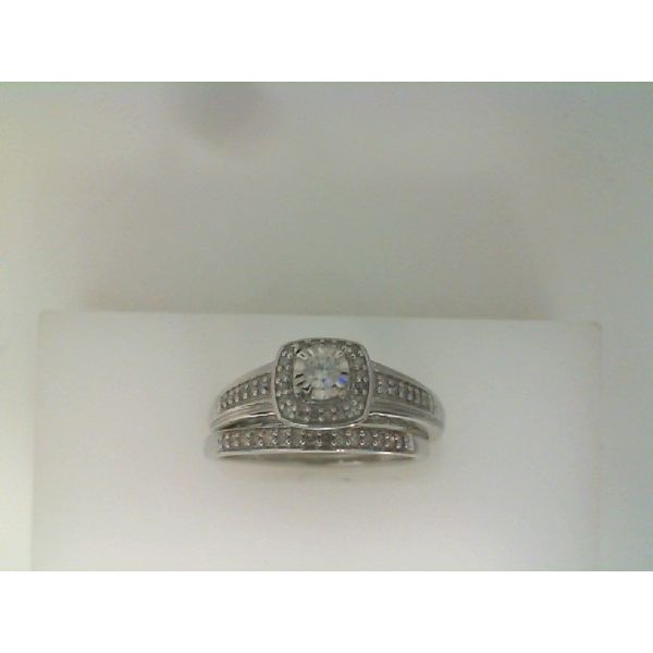 Bracelet J. Howard Jewelers Bedford, IN