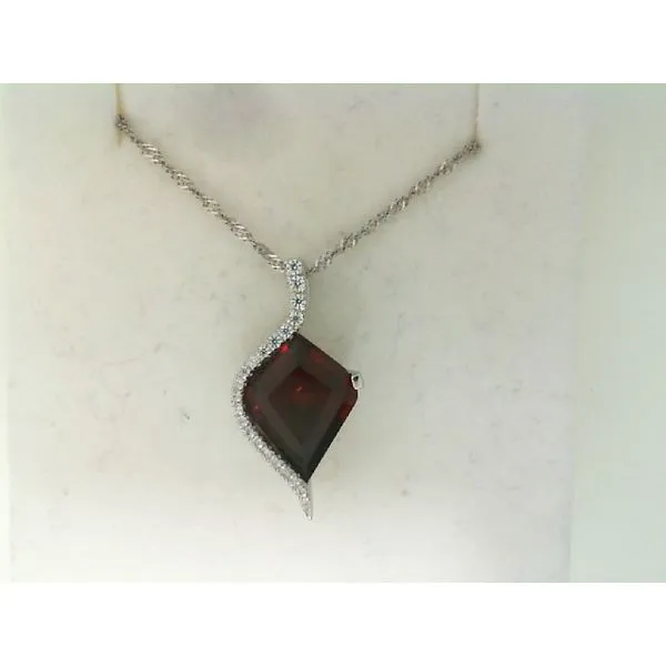 Necklace J. Howard Jewelers Bedford, IN