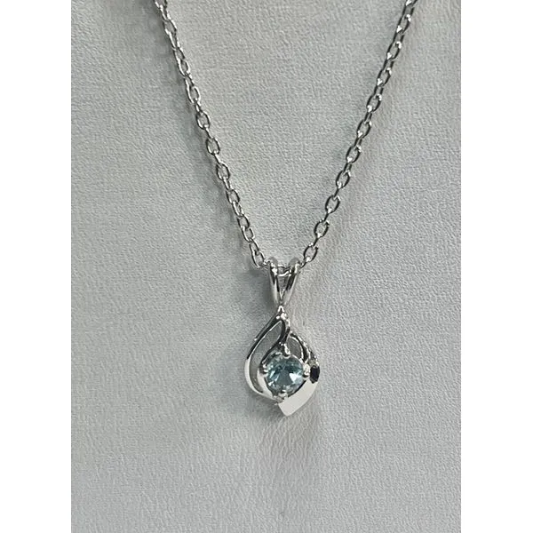 Necklace J. Howard Jewelers Bedford, IN